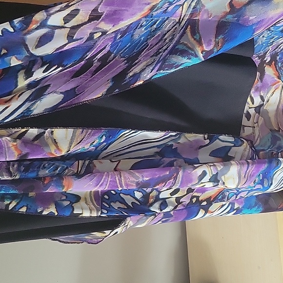 Casa Donna M sleeveless top - Picture 2 of 4